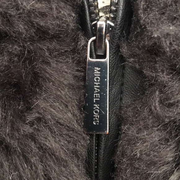 Micheal Kors Large Black Fur Jacket - Picture 3 of 7